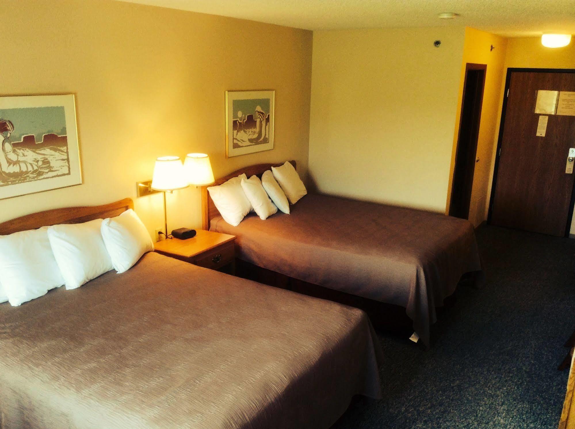 Forty Club Inn Deerwood Εξωτερικό φωτογραφία